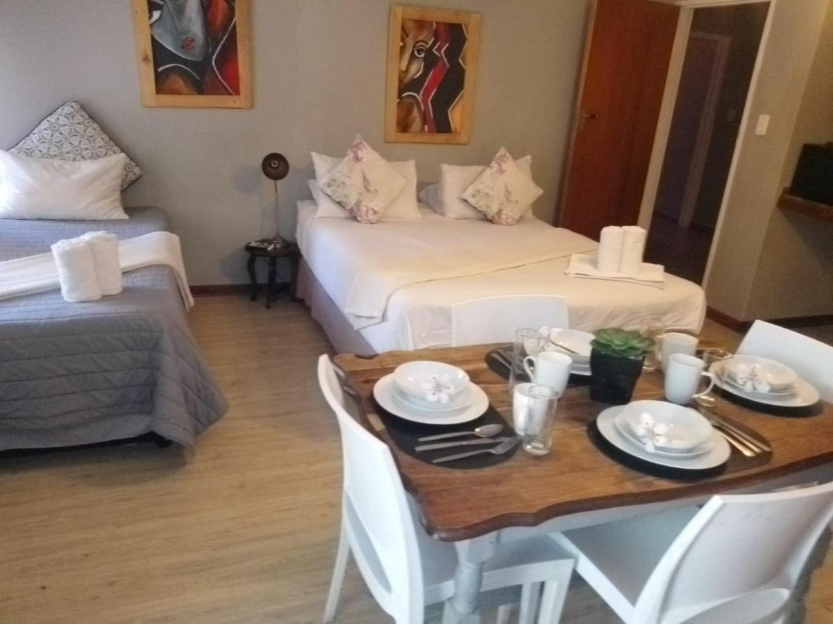 Aandrus Guesthouse Блумфонтейн Екстер'єр фото